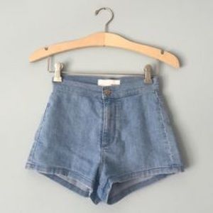 roller stretch high waisted jean shorts - size 9